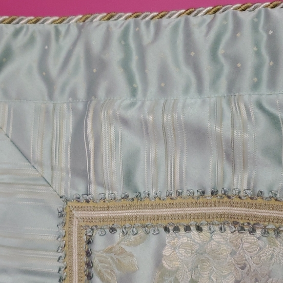 SET 2 Croscill home fancy pillowcase 27 x 21 in Victorian European LOT Bundle - Picture 5 of 8